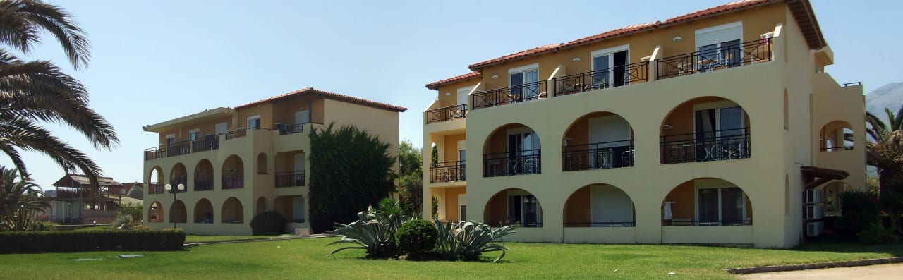 Blick vom Strand Vantaris Luxury Beach Resort