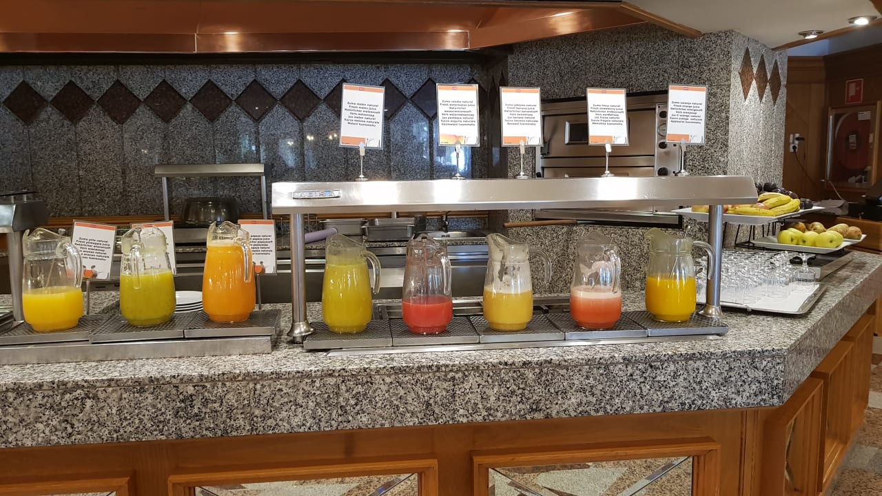 Frisch gepresste Säfte zum Frühstück Hotel Riu Palace Maspalomas Adults Only