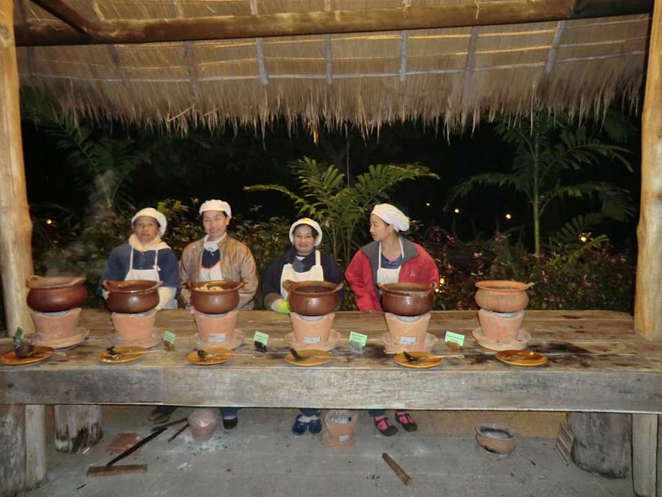 Freundliche Mitarbeiter Hotel Hmong Hilltribe Lodge