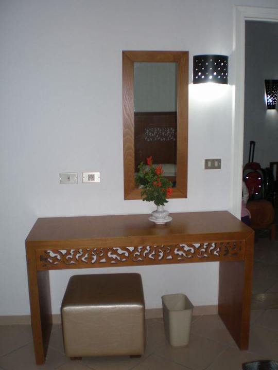 Frisier-Schminktisch mit Spiegel Hotel El Fell Resort & Spa