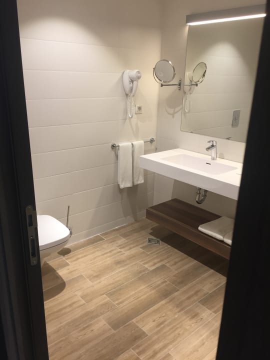 Zimmer Astoria Hotel