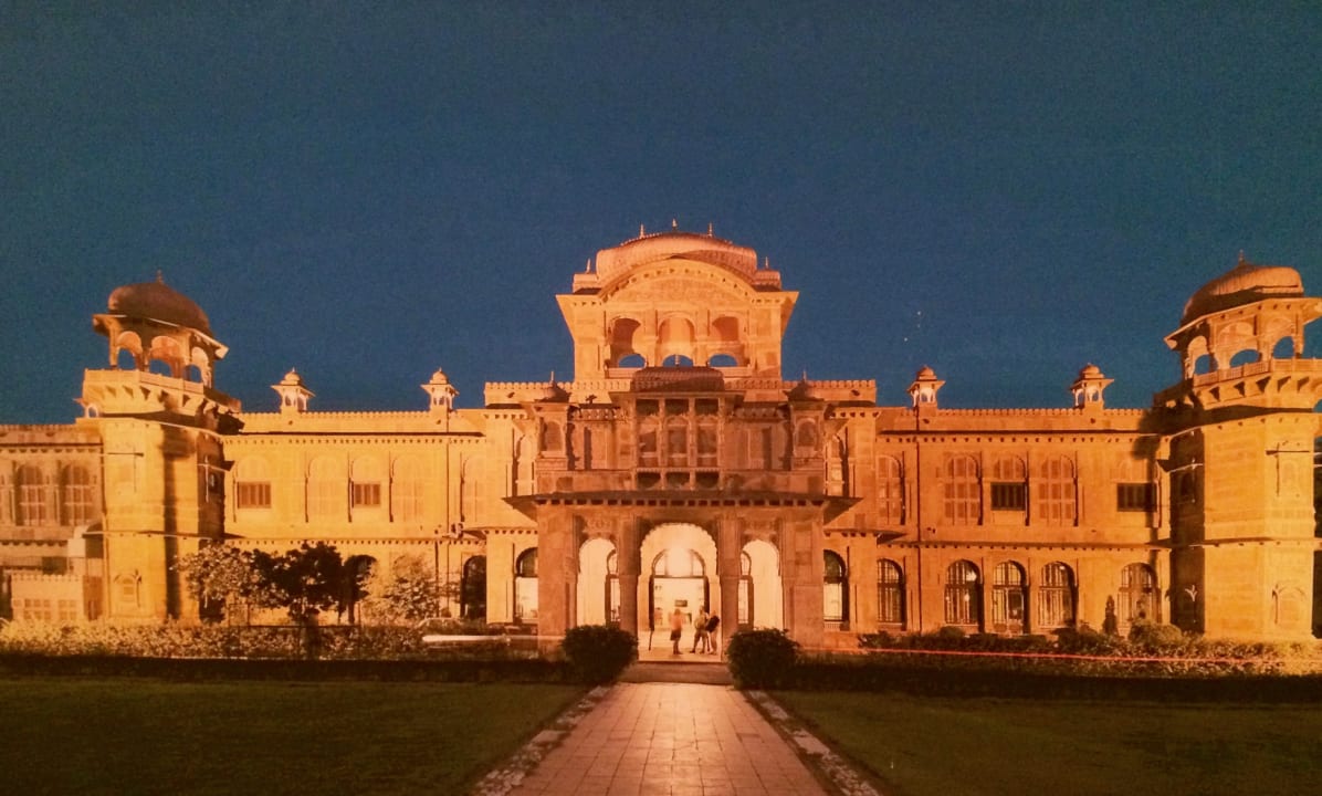 Außenansicht Hotel Laxmi Niwas Palace