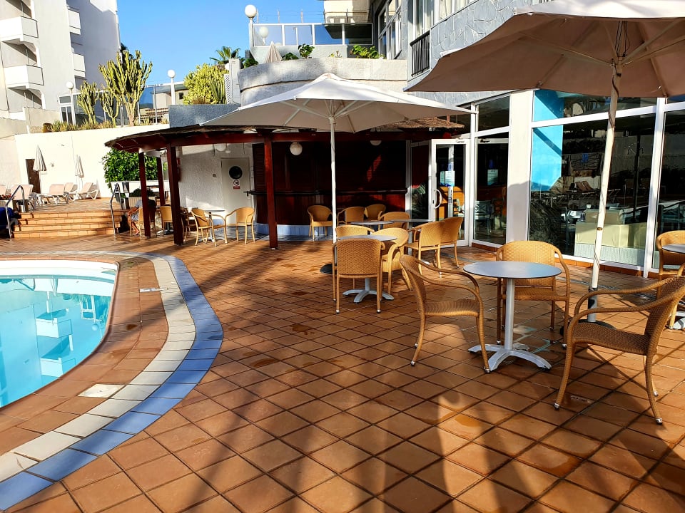 Gastro HL Miraflor Suites Hotel