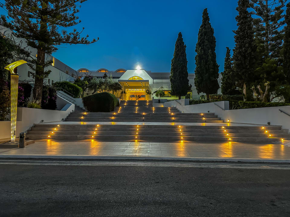 Außenansicht TUI BLUE Oceanis Beach and Spa Resort