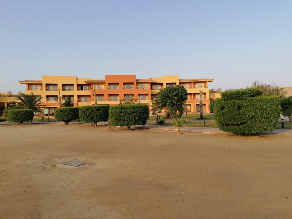 Außenansicht Malikia Resort Abu Dabbab