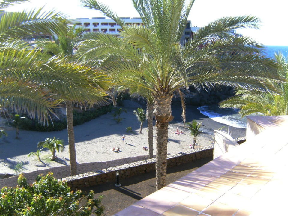Kleiner steiniger Strand Hotel Riu Buenavista