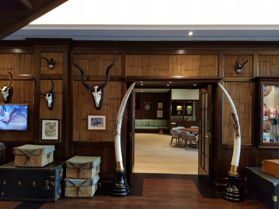 Lobby Lindner Hotel Mallorca Portals Nous, part of JdV by Hyatt
