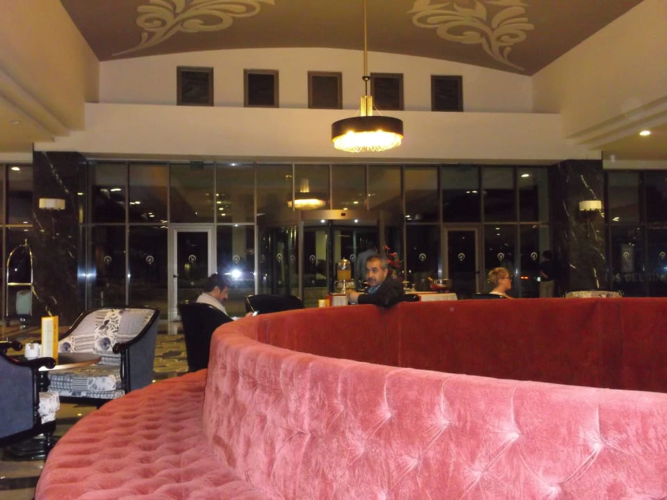 Runde Sitzgruppe Port Nature Luxury Resort & Spa