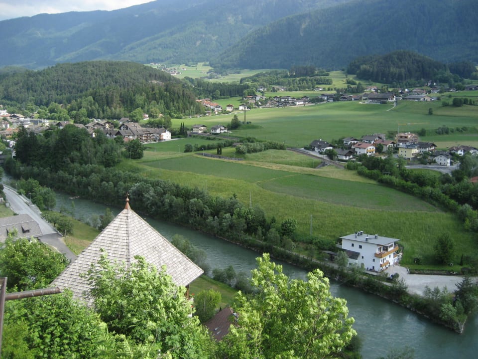 Der Ausblick aus dem Pfisterhaus Hotel Schloss Sonnenburg