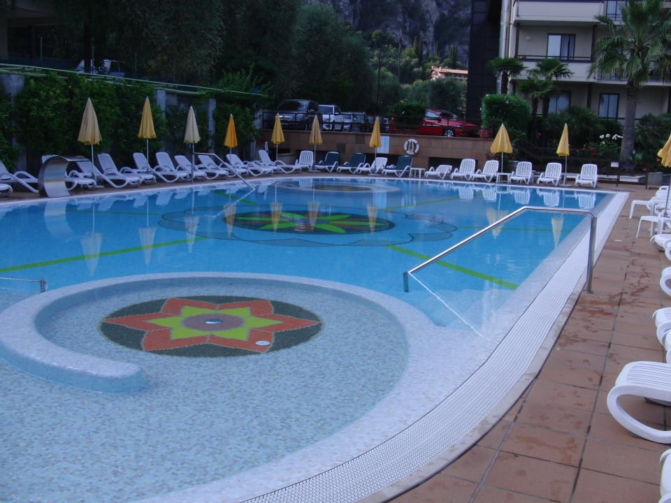 Herrliche neue Poolanlage Hotel Ilma