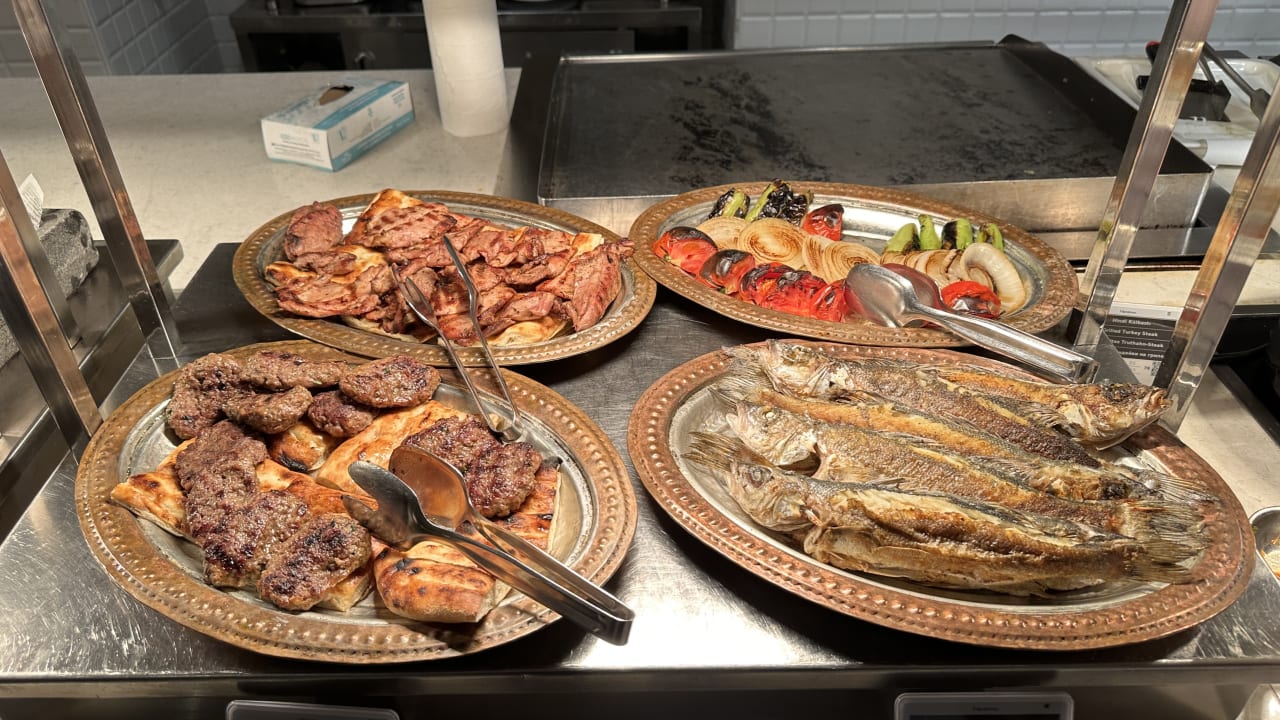 Gastro Acanthus Cennet Barut Collection