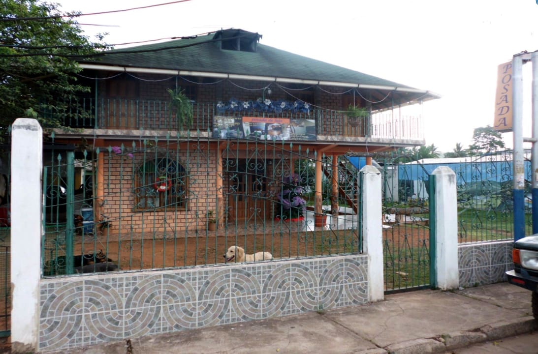 Façade Posada L'Auberge