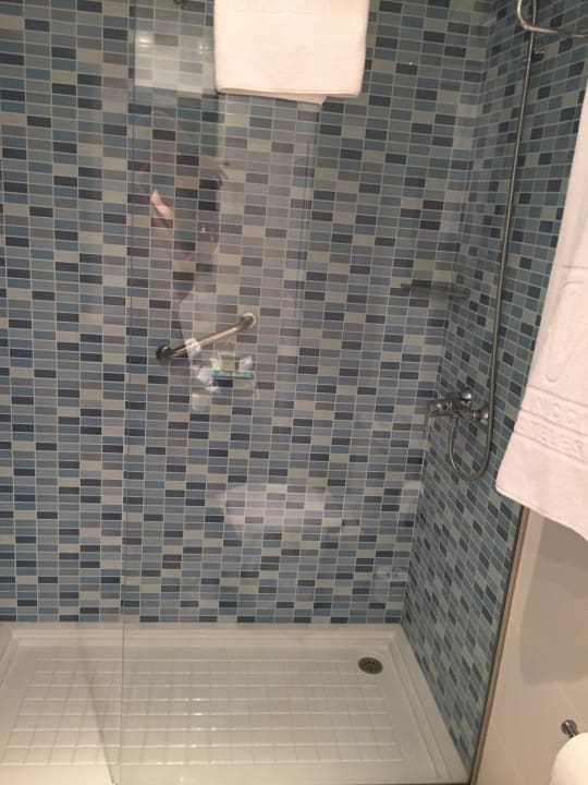Dusche allsun Hotel Lux de Mar