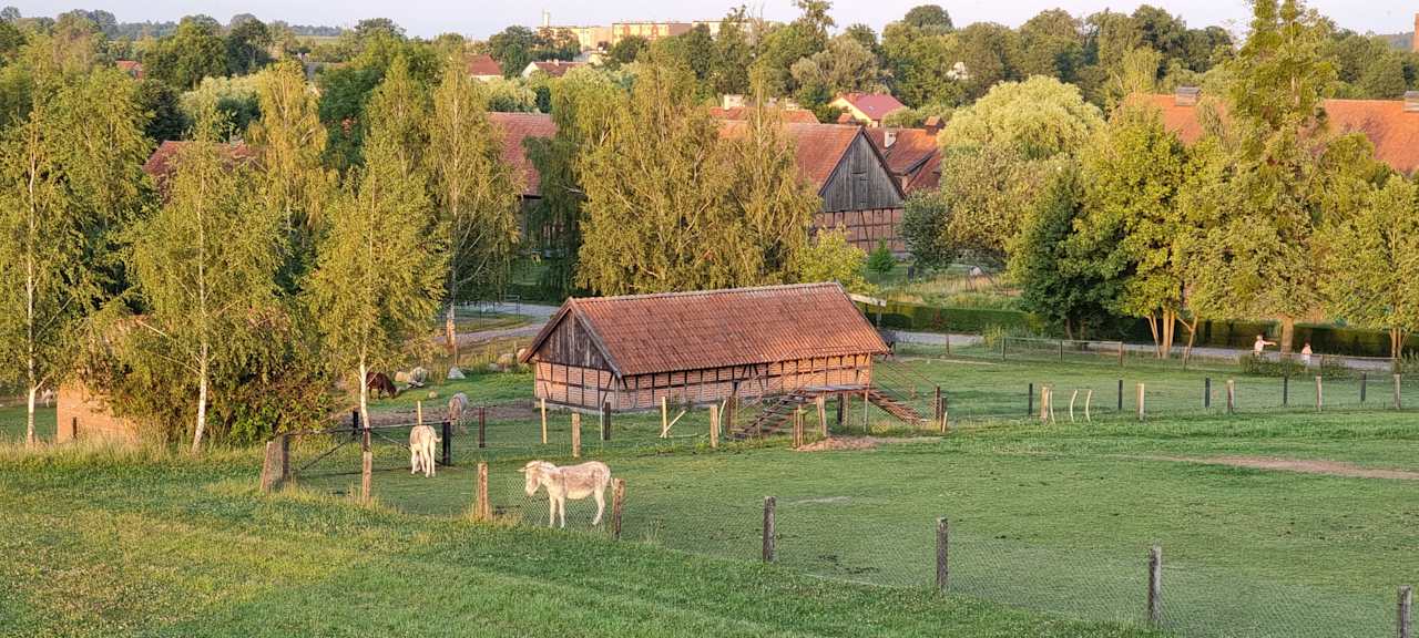Ausblick Pałac i Folwark Galiny