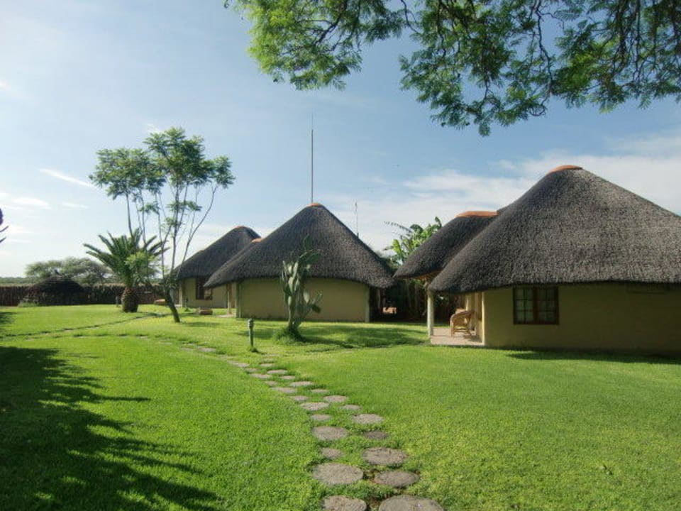 Bungalows Hotel Frans Indongo Lodge