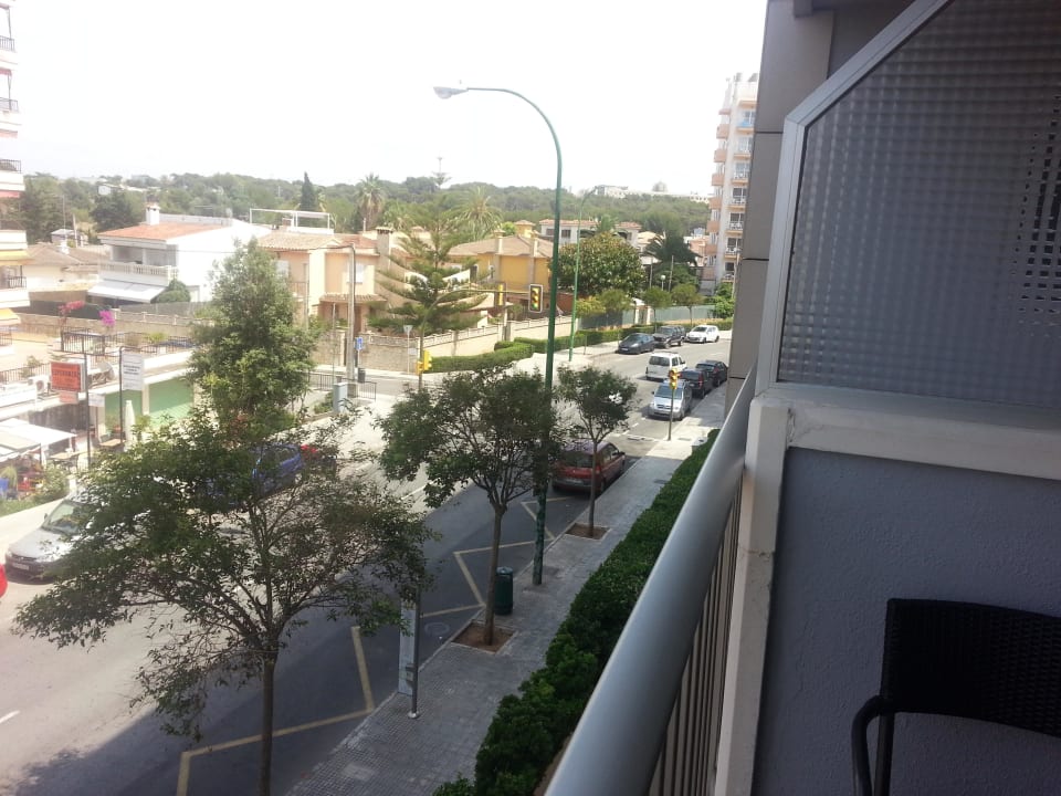 Balkon Straßenseite Hotel Cosmopolitan