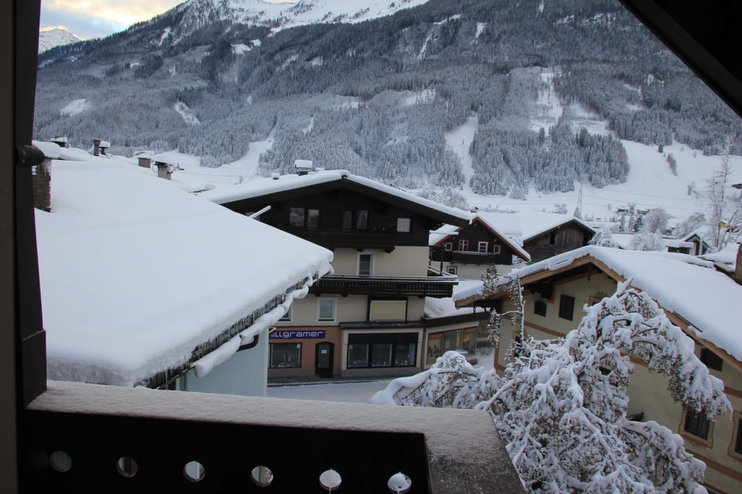 Ausblick aus dem Fenster Hotel Pension Hoferhaus