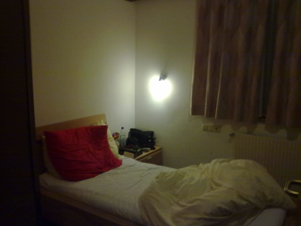 Einzelzimmer (Wohnklo) Hotel Garni Valerie