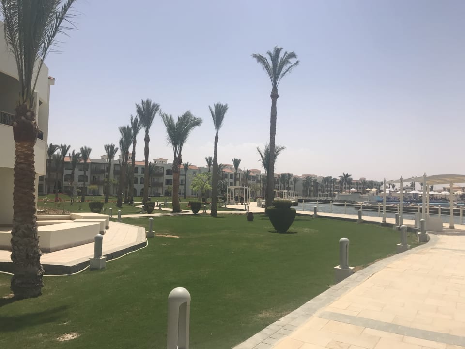 Gartenanlage Pickalbatros Dana Beach Resort - Hurghada