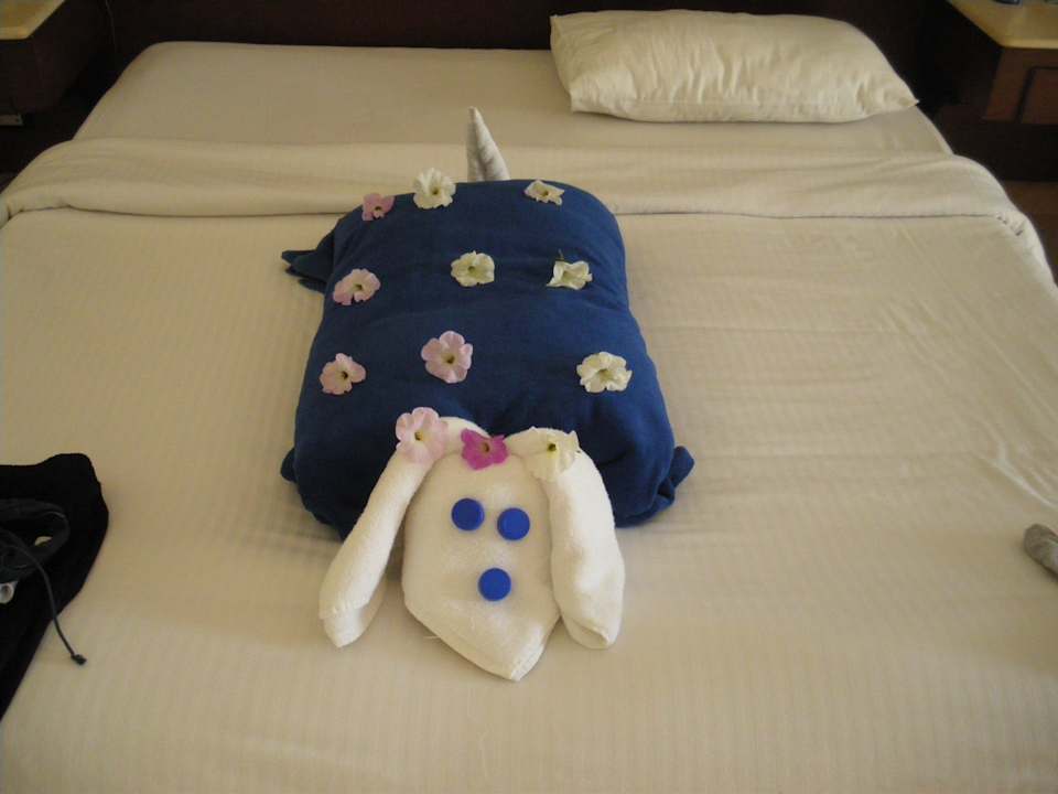 Kunstwerk von Emad Moustafa! Pickalbatros Alf Leila Wa Leila Resort - Neverland Hurghada