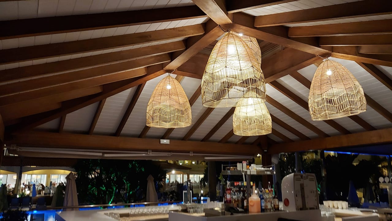 Gastro R2 BUGANVILLA Hotel & Spa