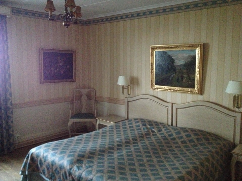 Gemütliches Doppelbett Hotel Gyllene Uttern