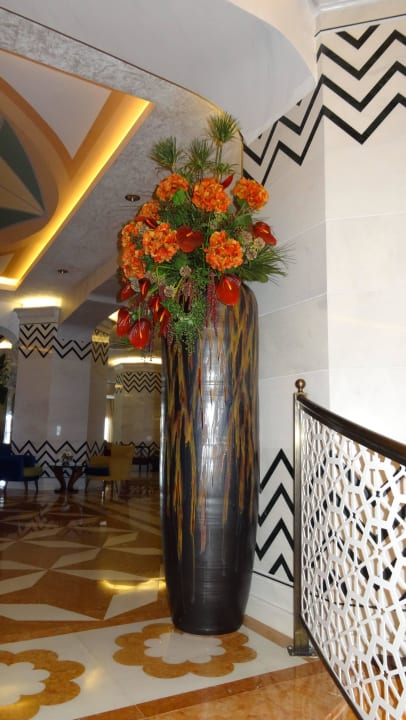 Lobby Royal Taj Mahal Hotel