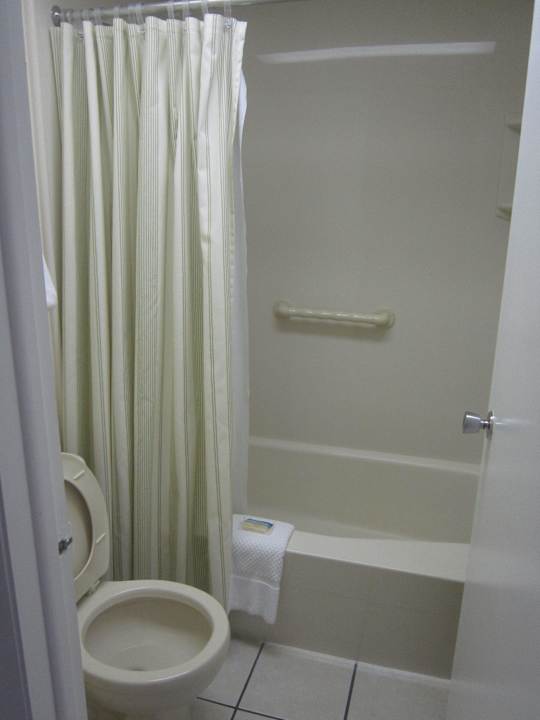 Bad Hotel Outrigger Beach Resort
