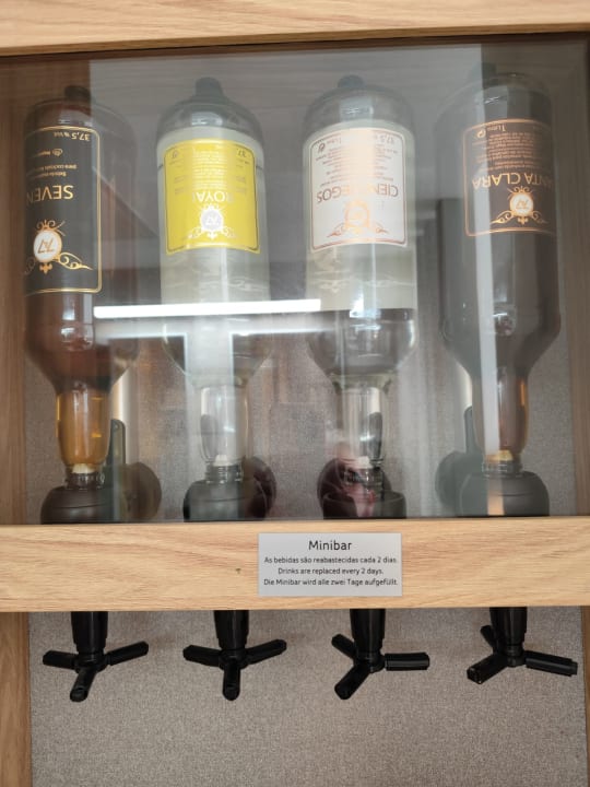 Gastro Hotel Riu Karamboa