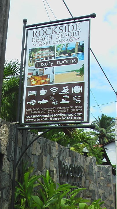Schild Rockside Beach Resort