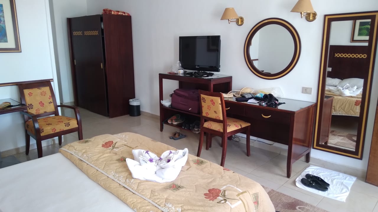 Zimmer Menaville Safaga