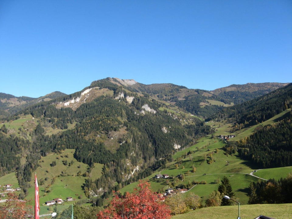 Ausblick nach Osten Berghotel Alpenklang