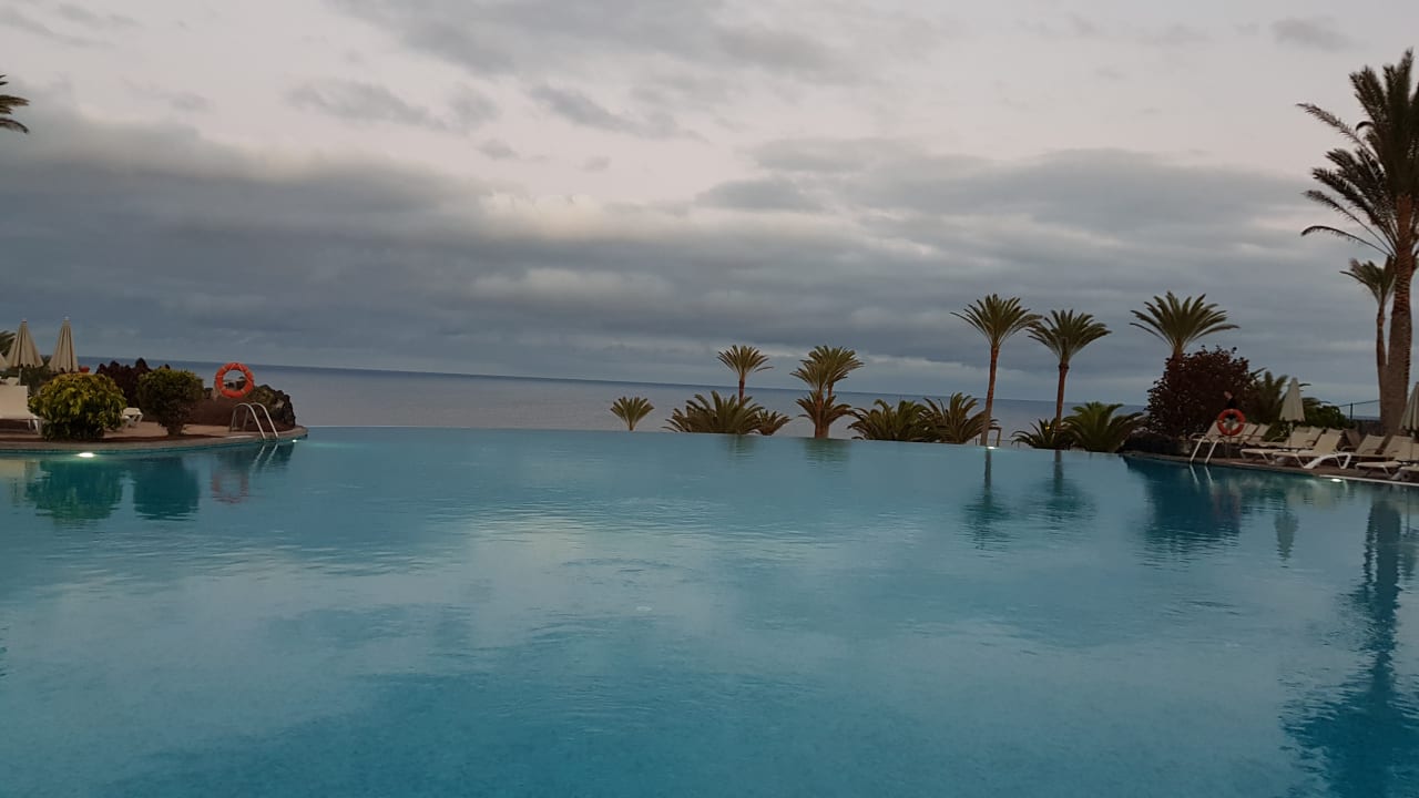Pool R2 Rio Calma Hotel & Spa & Conference