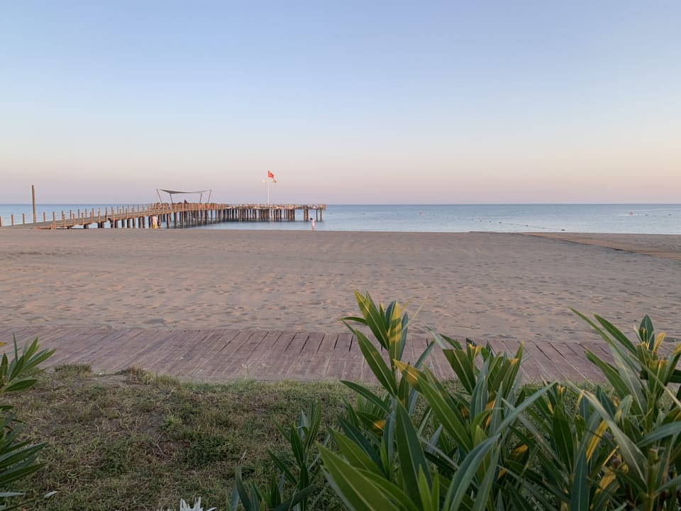 Strand Xanadu Resort Hotel