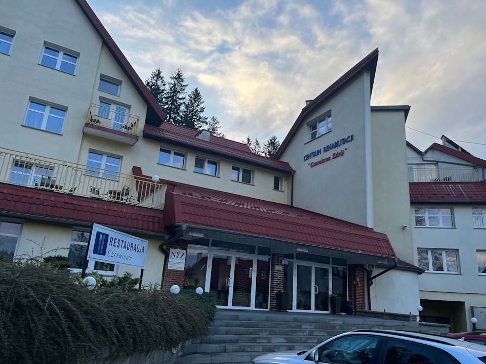 Außenansicht Klinika Młodości Medical SPA