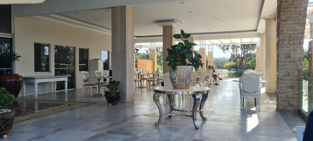 Gastro Sandy Villas Resort