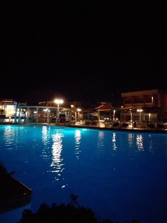 Pool Hotel Titanic Palace