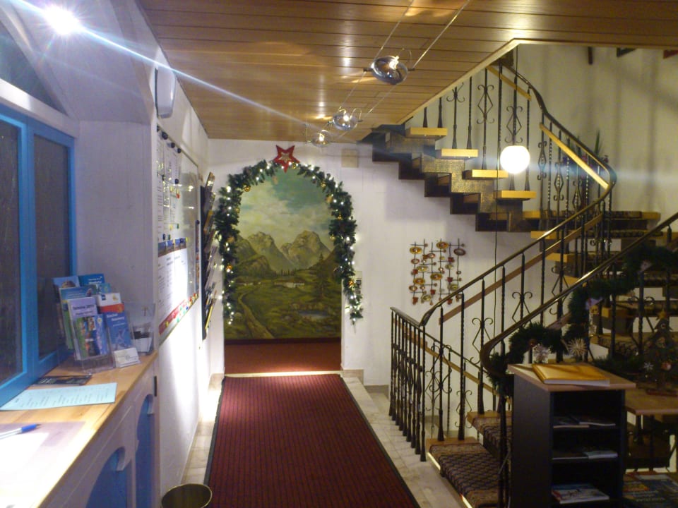 Eingangsbereich und Rezeption Weihnachten Landhaus Ohnesorg