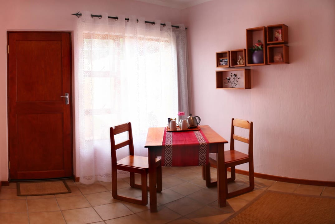 Zimmer Avenues Guesthouse