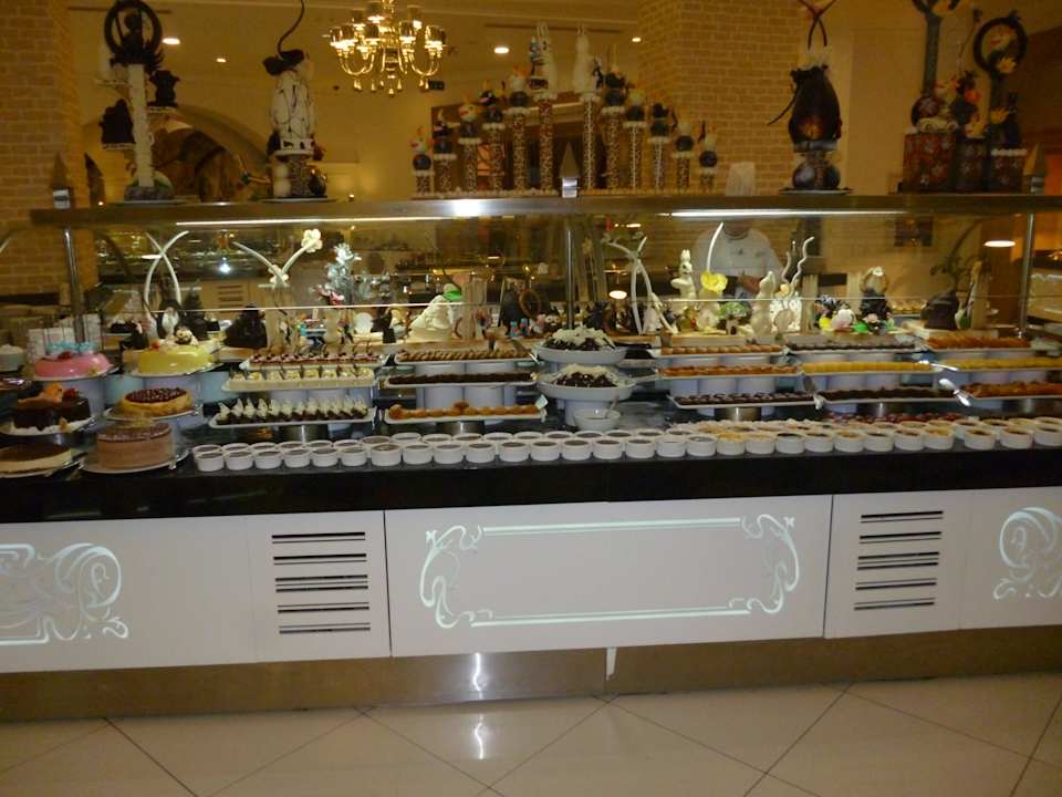 Das Buffet am Abend. Hotel Delphin Imperial