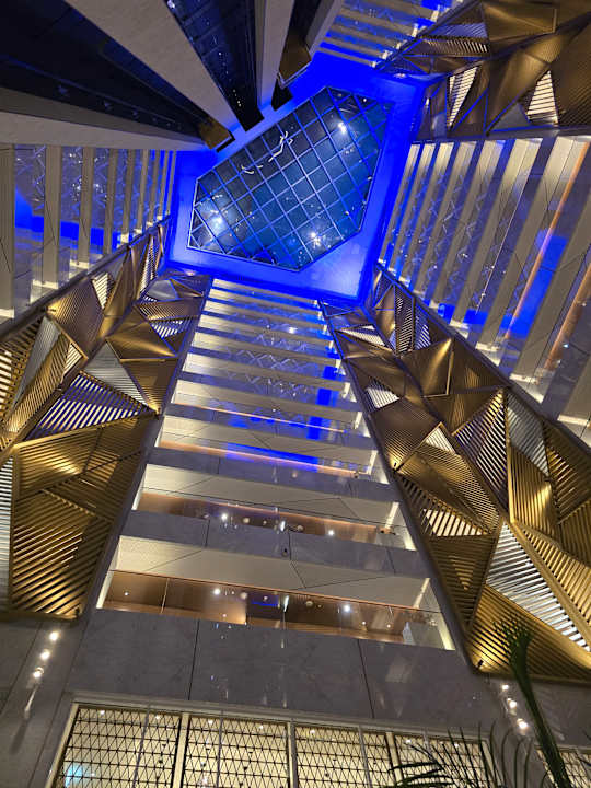 Lobby Al Bandar Rotana - Creek