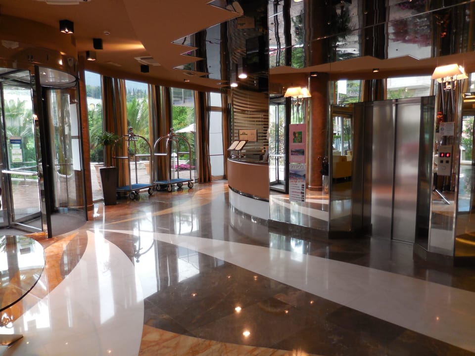 Hotel Lobby Hotel Kristal Palace - TonelliHotels