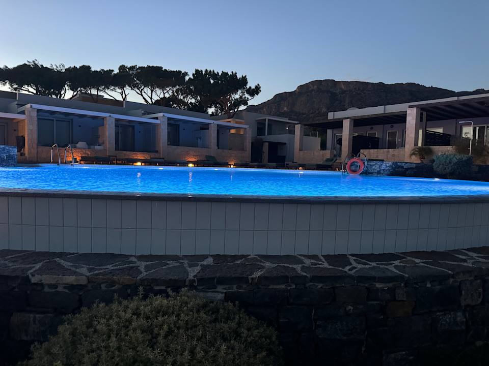 Pool Kakkos Beach Hotel