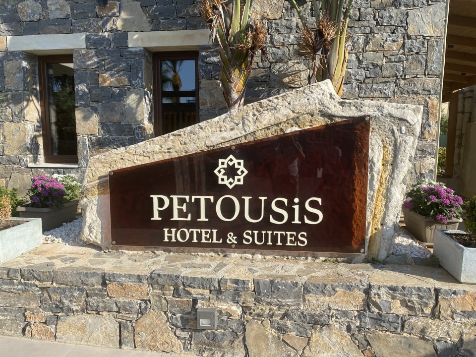 Sonstiges Petousis Hotel & Suites