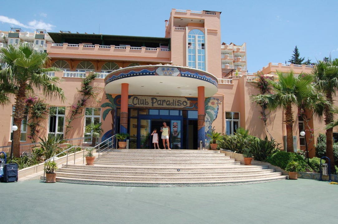 Eingang Hotel Club Paradiso