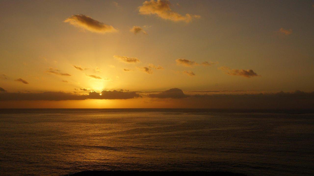 Sonnenuntergang vom Meerblick-Zimmer (10. Etage) H10 Gran Tinerfe - Adults only
