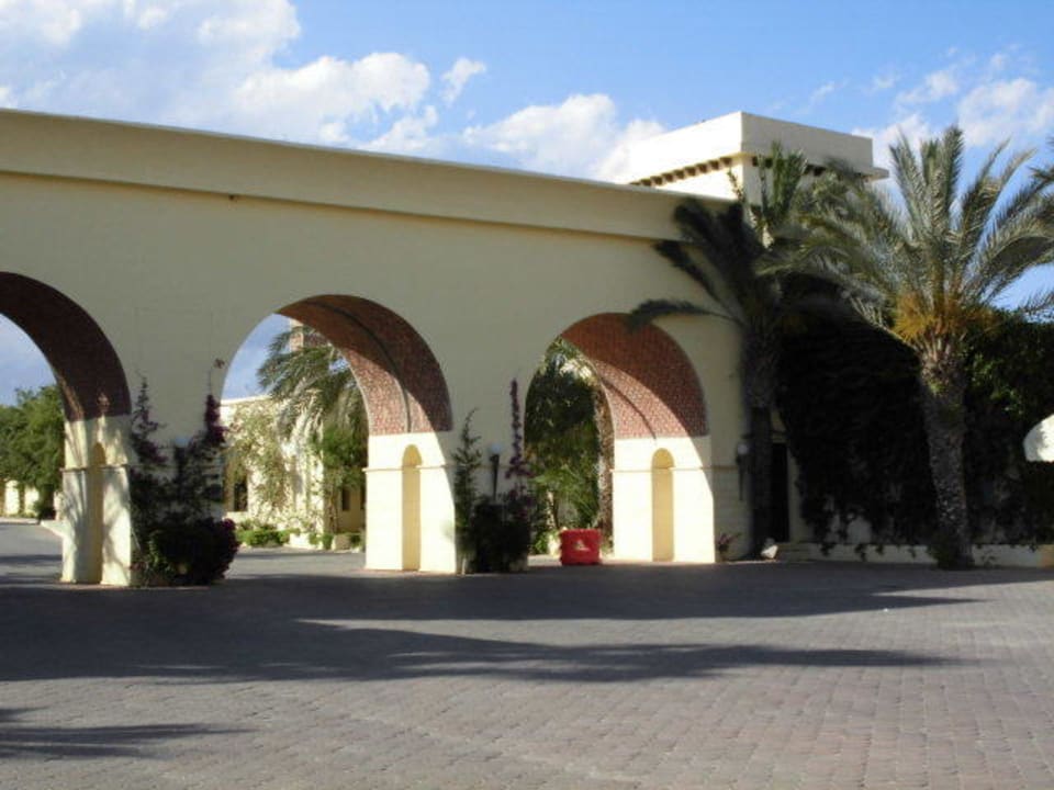 Eingangsbereich außen Hotel Paradis Palace