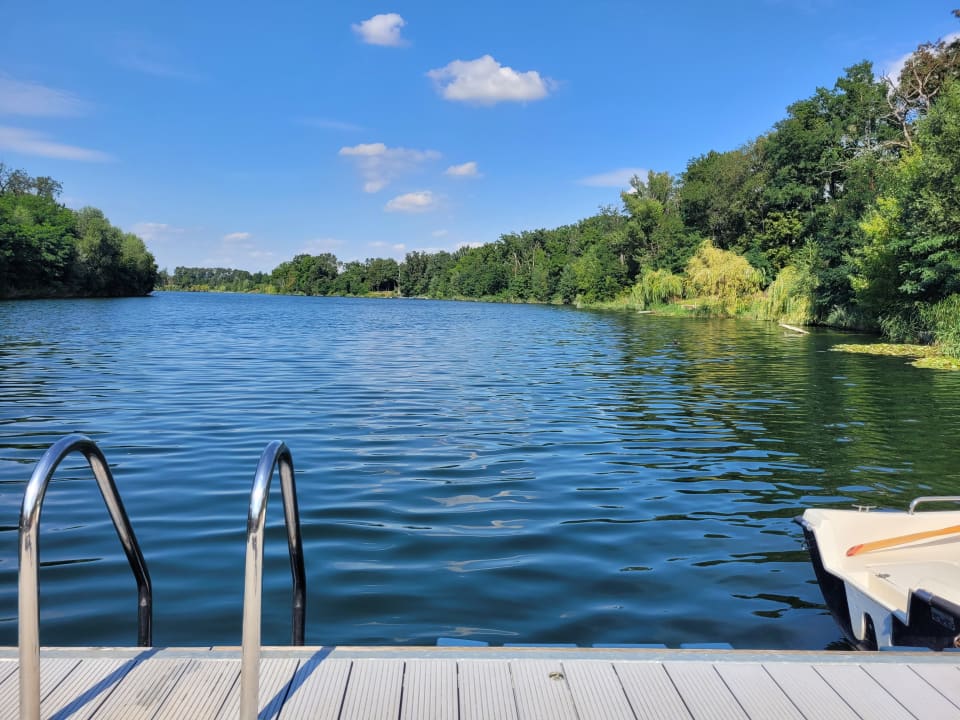 Strand Hotel Acamed Resort