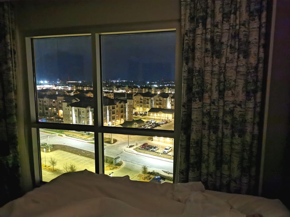 Ausblick Embassy Suites By Hilton Denton Convention Center