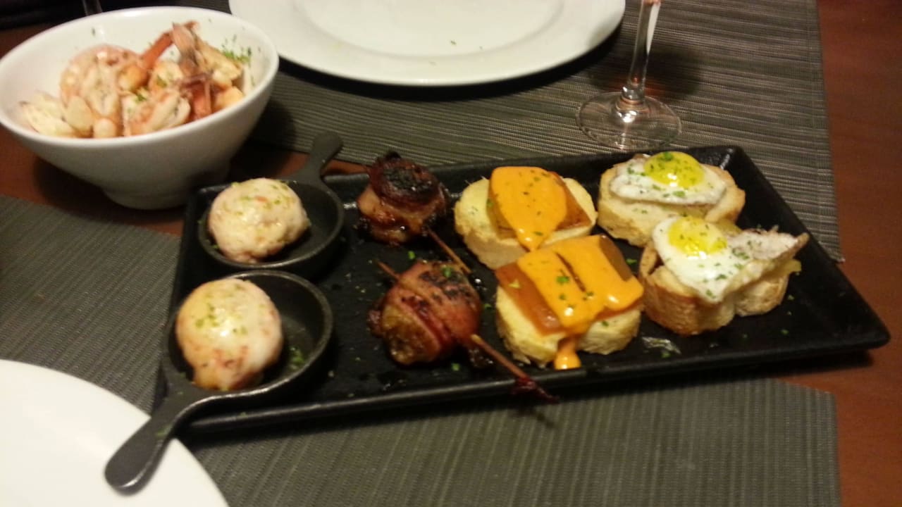 Eine kleine Tapasauswahl - lecker Grand Palladium Select Bávaro Resort & Spa